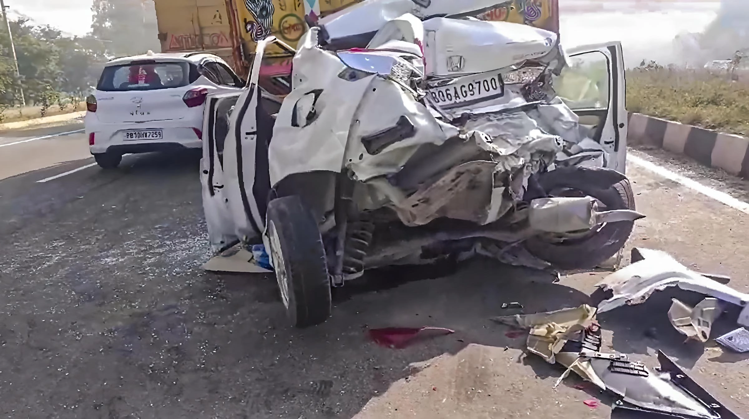 truck-rams-into-another-vehicle-on-highway