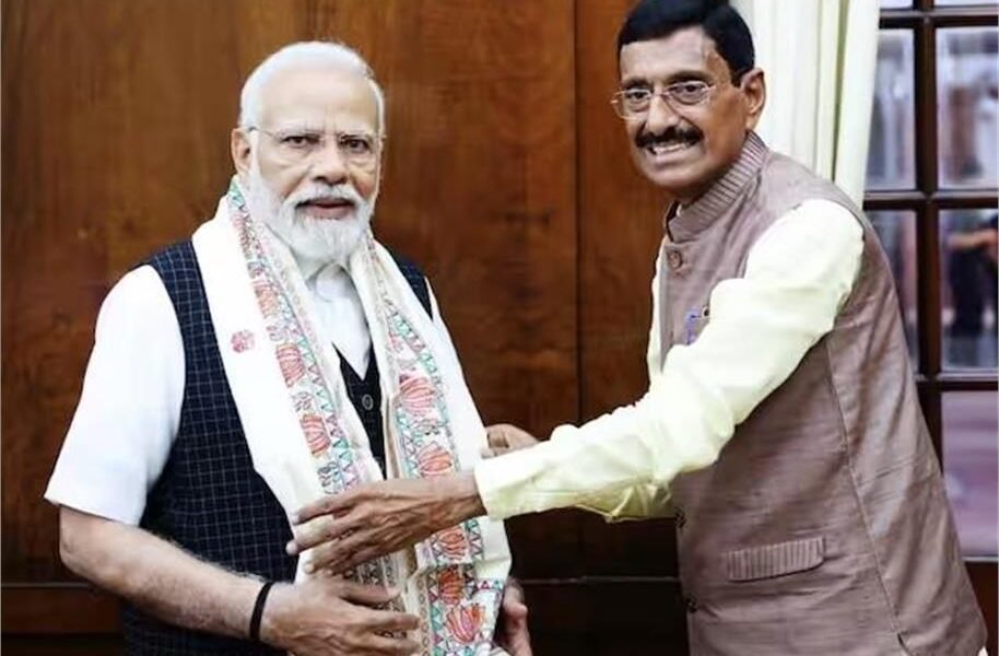 modi with sanjay seth
