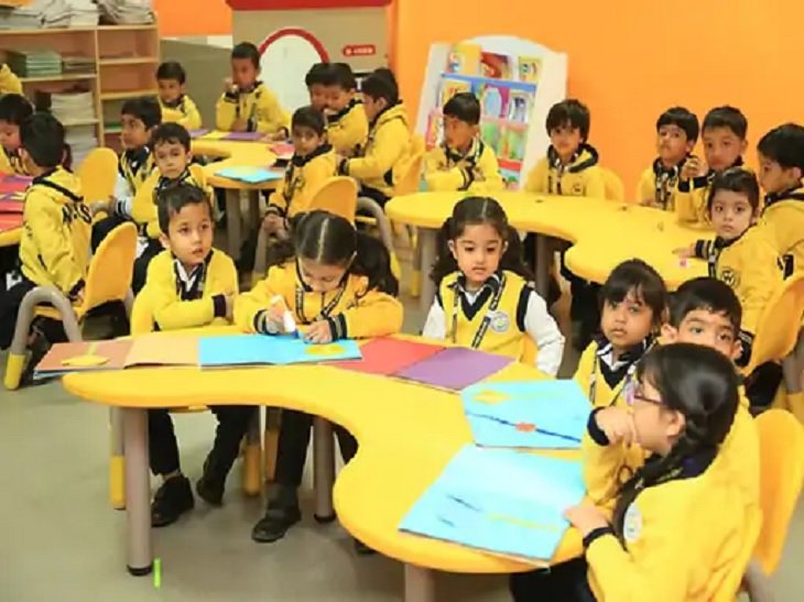 प्लेवे स्कूलों में बच्चे खेल-खेल में पढ़ाई करते हुए। फाइल फोटो