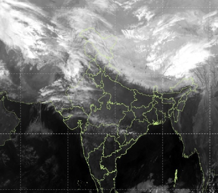 पंजाब और चंडीगढ़ में इस समय बादलों की स्थिति ऐसी बनी हुई है।