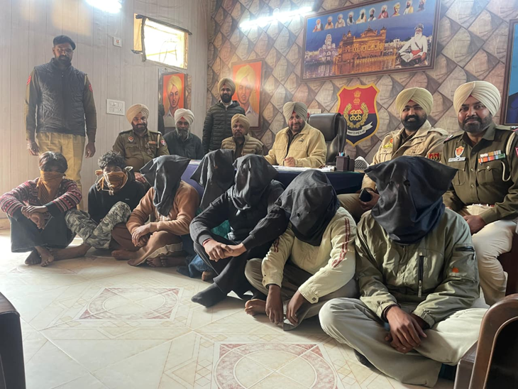 अमृतसर देहात पुलिस द्वारा अरेस्ट किए गए आरोपी।