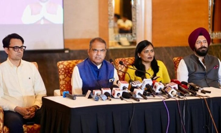 कैबिनेट मंत्री संजीव अरोड़ा समिट के बारे में जानकारी देते हुए फाइल फोटो